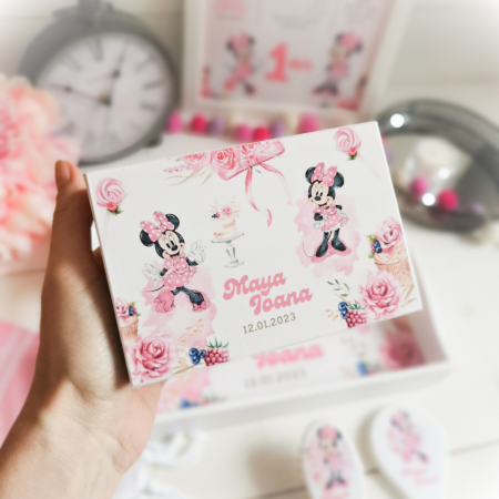 Soricica Celebra - Set prima aniversare | tava mot, cutie mot, perie si oglinda [8]