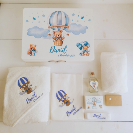 Trusou botez Cloudy Bear | Personalizat in cutie lemn [0]