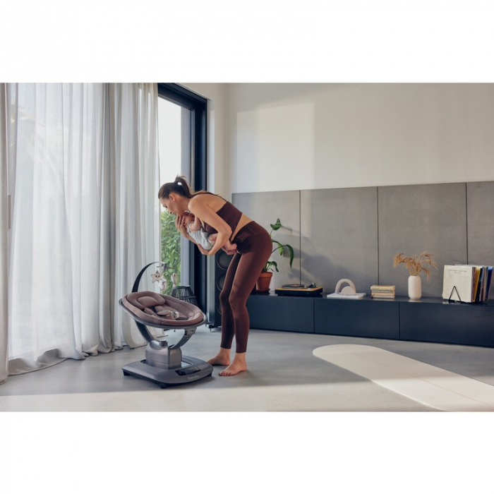 Balansoar si sezlong, Lionelo, Blossom, 5 melodii, 5 moduri de balansare, Cu jucarii, Husa respirabila, 60% bambus, Cu telecomanda, Reglare pozitie scaun pentru somn, Pana la 9 kg, Mov [21]