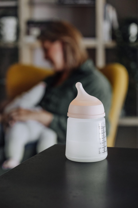 Biberon anticolici Suavinex Zero Zero cu tetină din silicon [11]