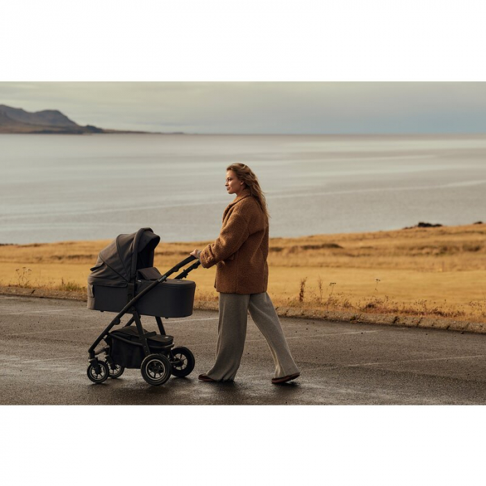 Carucior 2 in 1, Lionelo, Amber Plus, Cadru aluminiu, Cu landou intarit si salteluta moale, Reversibil, Maner ajustabil, Cu accesorii, Cu ventilatie panoramica 3D, Pana la 22 kg, EN1888-1, EN1888-2, E [43]