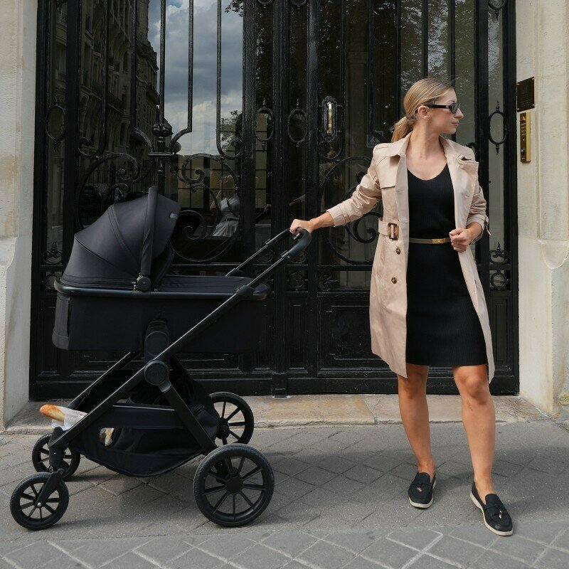 Carucior 2 in 1, Lionelo, Layla, Pana la 22 kg, Cadru aluminiu, Cu landou intarit si salteluta din spuma AirDots, Reversibil, Cu ventilatie 3D, Cu accesorii, EN1888-1, EN1888-2, EN1466, Gri [23]