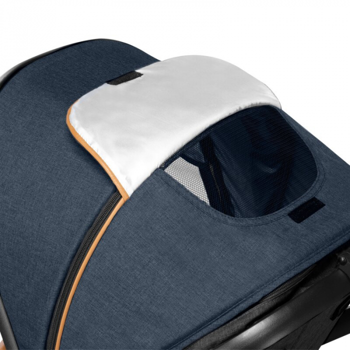 Carucior 3 in 1, Lionelo, Amber, Cadru aluminiu, Cu landou intarit si salteluta moale, Cu scoica auto testata ADAC, Reversibil, Cu accesorii, Geanta parinti, Pana la 22 kg, EN1888-1 EN1888-2 EN1466 EC [40]