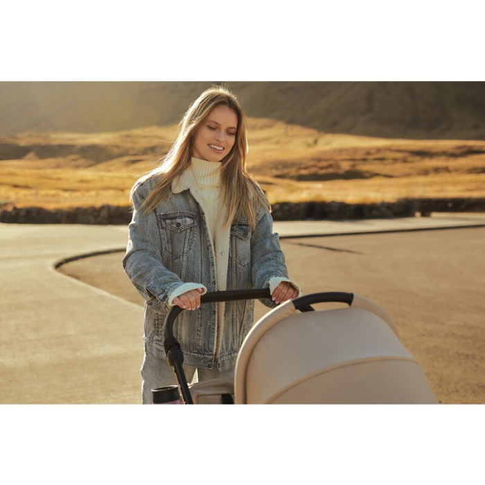 Carucior 3 in 1, Lionelo, Meril, Cu landou de dimensiune XL, Reversibil, Cu scoica auto testata ADAC, Cu accesorii, Pana la 22 kg, Conform cu EN1888-1 EN1888-2, EN1466, Negru [34]