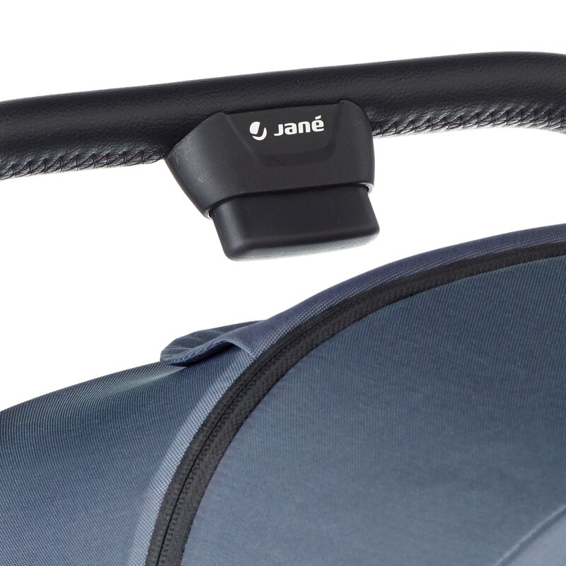 Carucior sport, Jane, Clap, Sistem compact de pliere care permite transportul caruciorului la bordul aeronavei, Cadru din aluminium, De la nastere pana la 26Kg, Conform cu standardul european EN 1888- [14]