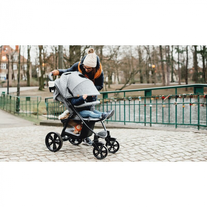 Carucior sport, Lionelo, Annet Plus, De la nastere, Cu accesorii si capotina XXL reglabila, 0 - 22 Kg, Conform cu standardele europene de securitate EN1888-1 si EN1888-2, Negru [19]