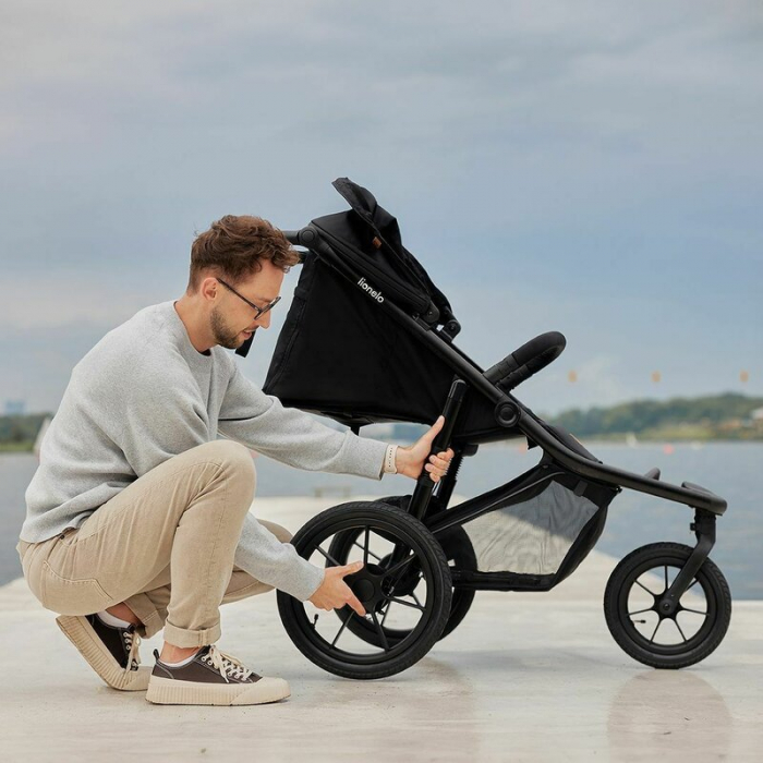 Carucior sport, Lionelo, Azura, Cu 3 roti, Cu baldachin XXL impermeabil, Pliere compacta, Pana la 22 kg, 6-48 luni, Conform cu standardele europene de securitate EN1888-1 si EN1888-2, Negru [46]