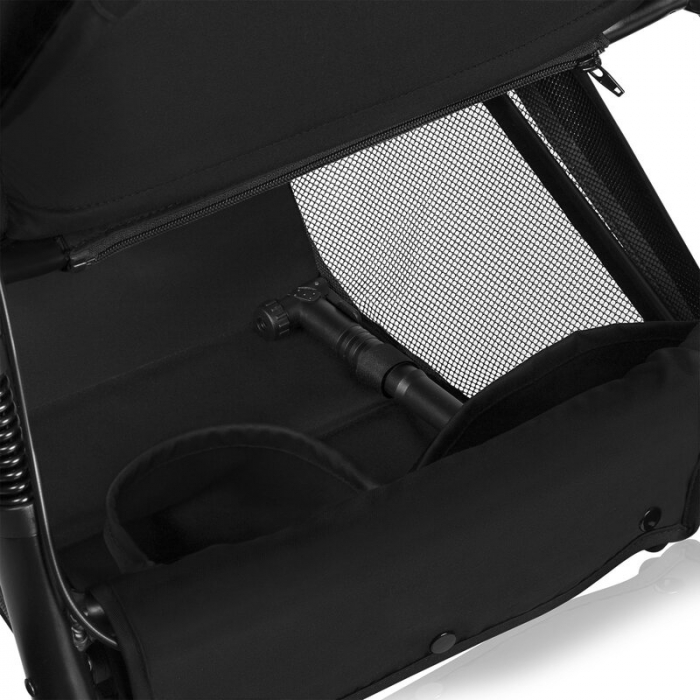 Carucior sport, Lionelo, Azura, Cu 3 roti, Cu baldachin XXL impermeabil, Pliere compacta, Pana la 22 kg, 6-48 luni, Conform cu standardele europene de securitate EN1888-1 si EN1888-2, Negru [19]
