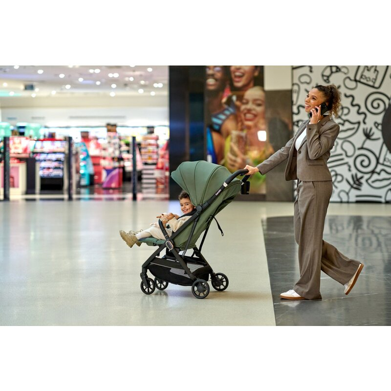 Carucior sport, Lionelo, Bess, Greutate redusa - 7.5 kg, Sustine 22 kg, 6 luni+, Capotina impermeabila, Protectie SPF 50+, Include suport sticla, Pliere cu o singura mana, Compact, Maner pentru transp [16]