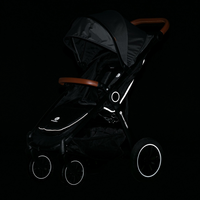 Carucior sport, Petite&Mars, Street+ Air, Include capotina impermeabila Editie limitata, Cu fereastra, husa picioare, cos de bagaje, Cu roti gonflabile, Centura de siguranta in 5 puncte, Pana la 25 kg [8]