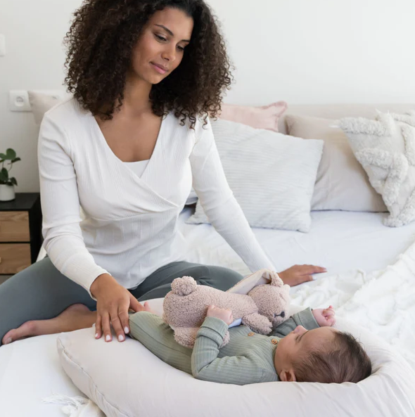Doomoo - Perna mare 3 in 1 Comfy Big Tetra Almond din bumbac organic: perna gravide, suport pentru hranire, suport pentru bebe [3]