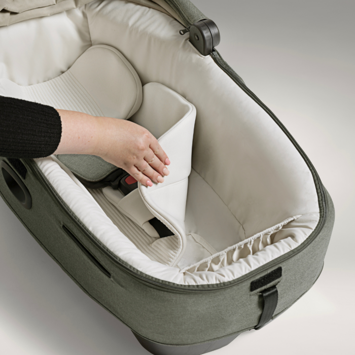 Joie - Landou auto Calmi R129 Signature Evergreen, 40-70 cm, testat ADAC si certificat R129 [10]