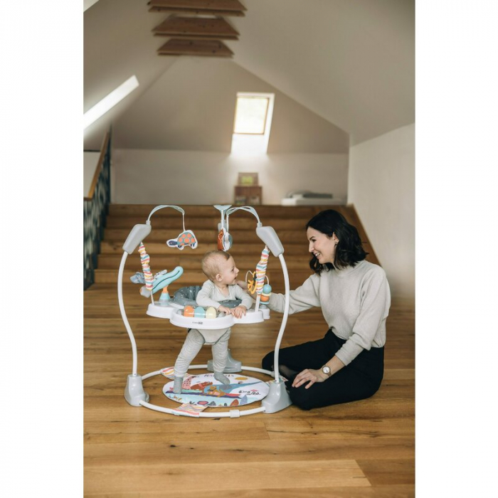 Jumper interactiv, FreeON, Jump&Play, Cu scaun rotativ la 360 grade, Reglabil pe inaltime, Cu melodii, lumini si jucarii, Conform cu standardul european de securitate EN 14036:2003, Multicolor [8]