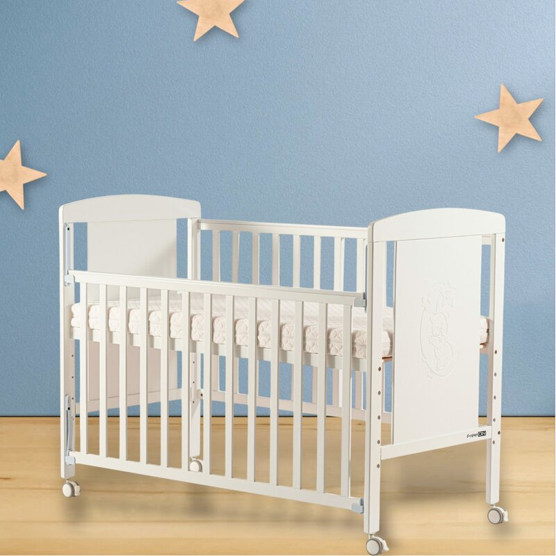 Patut din lemn bebe, 120x60 cm, Cu laterala culisanta, Din lemn de pin si mdf, Cu roti, Cu sina speciala pentru dentitie, Stabil si rezistent, White, FreeON, Mia [3]