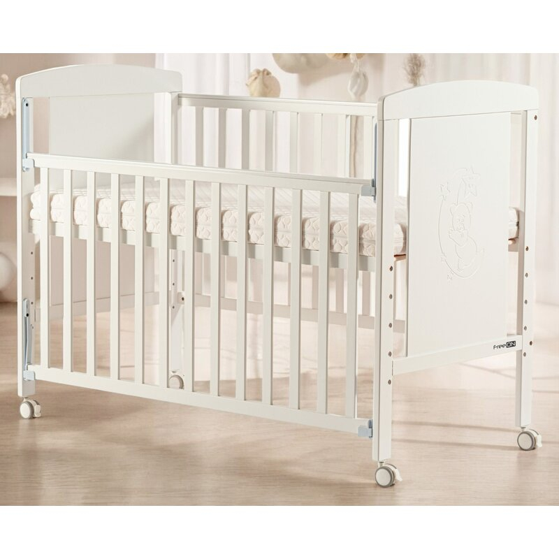 Patut din lemn bebe, 120x60 cm, Cu laterala culisanta, Din lemn de pin si mdf, Cu roti, Cu sina speciala pentru dentitie, Stabil si rezistent, White, FreeON, Mia [2]