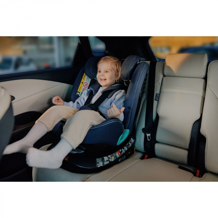 Scaun auto, Lionelo, Bastiaan One i-Size, 4 in 1, Protectie laterala, Cu spatar inclinabil in 4 pozitii, Cu tetiera reglabila in 13 pozitii, Rotire 360 grade, Top Tether, 0-36 Kg, 40-150 cm, Cu Isofix [47]