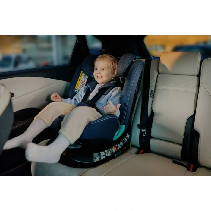 Scaun auto, Lionelo, Bastiaan One i-Size, 4 in 1, Protectie laterala, Cu spatar inclinabil in 4 pozitii, Cu tetiera reglabila in 13 pozitii, Rotire 360 grade, Top Tether, 0-36 Kg, 40-150 cm, Cu Isofix [48]