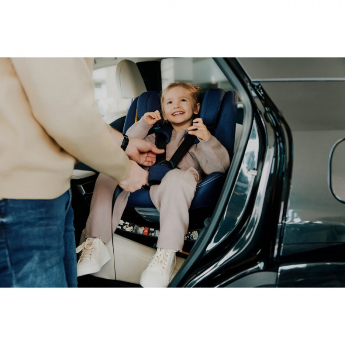 Scaun auto, Lionelo, Bastiaan One i-Size, 4 in 1, Protectie laterala, Cu spatar inclinabil in 4 pozitii, Cu tetiera reglabila in 13 pozitii, Rotire 360 grade, Top Tether, 0-36 Kg, 40-150 cm, Cu Isofix [35]
