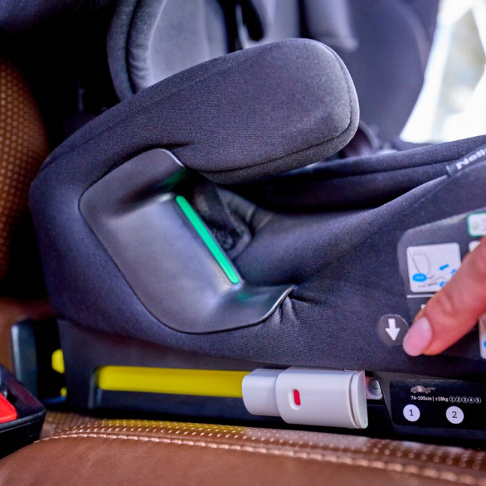 Scaun auto pliabil, Lionelo, Nelly, i-Size, 76- 150 cm, Tetiera reglabila in 15 pozitii, Spatar reglabil in 4 pozitii, Sisteme de fixare Isofix si Top Tether, Sezut lat si confortabil, Conform cu ECE  [30]