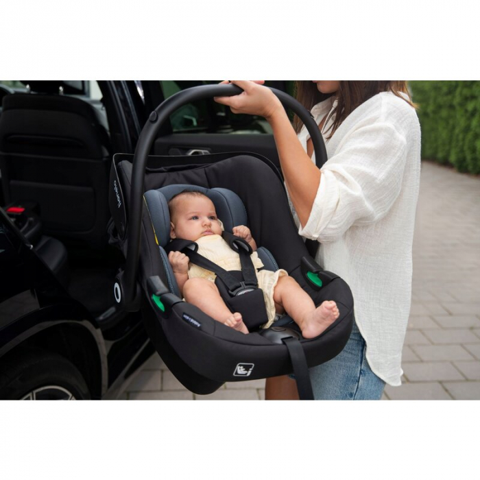 Scoica auto, Lionelo, i-Size Astrid, Include baza Isofix, 0-13 Kg, 40-87 cm, Cu maner si capotina reglabile, Cu protectie laterala avansata, Salteluta confortabila, Testat ADAC, Conform cu R129, Bej [31]