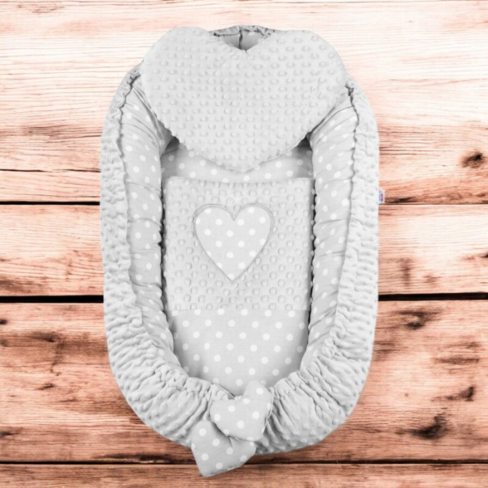 Set 3 piese, New Baby, Luxury, Baby Nest cu doua fete, Cu paturica si pernuta in forma de inima, Minky Heart Grey [2]