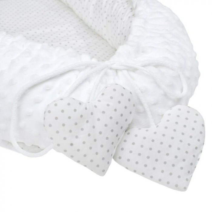 Set 3 piese, New Baby, Luxury, Baby Nest cu doua fete, Cu paturica si pernuta in forma de inima, Minky Heart White [8]