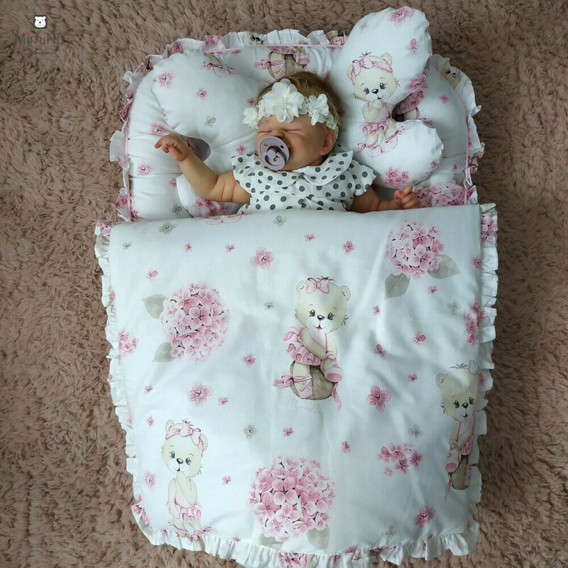 Set 4 in 1 Cosulet bebelus, MimiNu, Baby Cocoon 75x55 cm, Husa bumbac, Din bumbac certificat Oeko Tex Standard 100, Cu paturica 50x70 cm, Cu salteluta, Cu perna fluture, Design, Pink Ballerina [4]