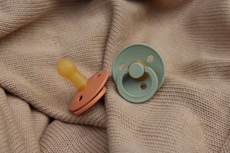BIBS - Set 2 suzete Colour Latex, tetina rotunda, 0 luni +-Cloud/Blush [2]
