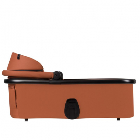 Carucior 2 in 1, Lionelo, Layla, Pana la 22 kg, Cadru aluminiu, Cu landou intarit si salteluta din spuma AirDots, Reversibil, Cu ventilatie 3D, Cu accesorii, EN1888-1, EN1888-2, EN1466, Maro [25]