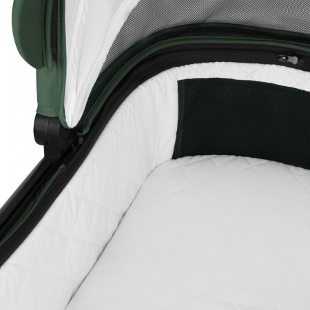 Carucior 2 in 1, Lionelo, Layla, Pana la 22 kg, Cadru aluminiu, Cu landou intarit si salteluta din spuma AirDots, Reversibil, Cu ventilatie 3D, Cu accesorii, EN1888-1, EN1888-2, EN1466, Verde [27]