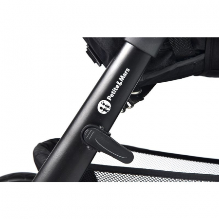 Carucior sport, Petite&Mars, Street+ Air, Include capotina impermeabila Editie limitata, Cu fereastra, husa picioare, cos de bagaje, Cu roti gonflabile, Centura de siguranta in 5 puncte, Pana la 25 kg [14]