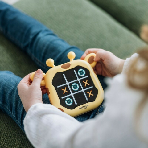 Joc electronic 2 in 1, Free2Play, X si 0, Design girafa, 3 ani + [3]