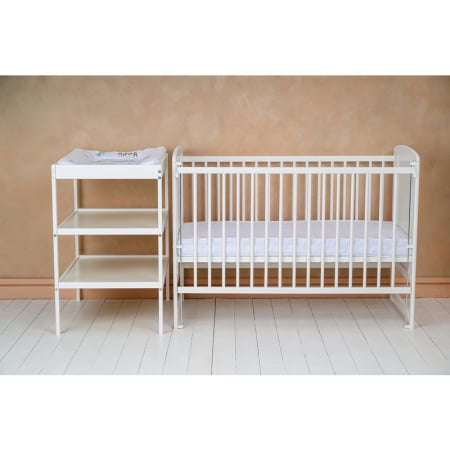 Patut din lemn bebe, 120x60 cm, Cu laterala culisanta, Din lemn de pin si mdf, Stabil si rezistent, Inaltime saltea reglabila pe 3 nivele, Laterala cu 3 bete detasabile, EN716-1, EN716-2, Alb, Babynee [2]