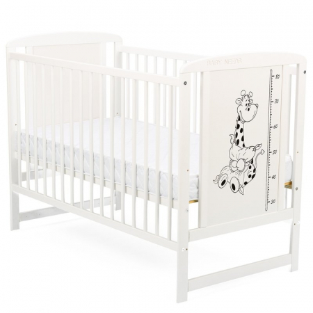 Mobilier si Lenjerie - Patut din lemn bebe, 120x60 cm, Din lemn de pin si mdf, Stabil si rezistent, Inaltime saltea reglabila pe 3 nivele, Laterala cu 3 bete detasabile, EN716-1, EN716-2, Alb, Babyneeds, Timmi Girafa