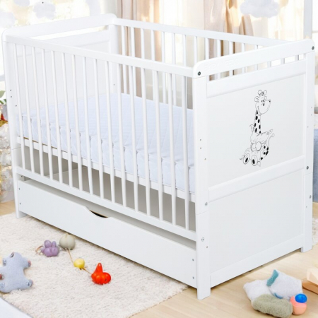 Patut din lemn bebe, Transformabil si pentru junior, 120x60 cm, Cu sertar cu capac, Din pin si mdf, Stabil si rezistent, Inaltime saltea reglabila pe 3 nivele, Laterala cu 3 bete detasabile, EN716-1,  [1]