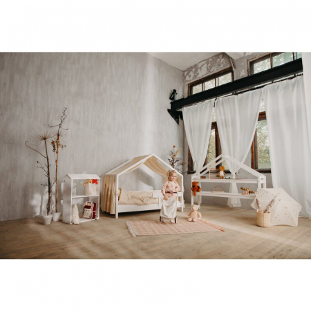Patut tip casuta din lemn junior, 160x80 cm, Din lemn certificat FSC, Transformabil in casuta de joaca, Cu bariera de protectie, In stil scandinav, Alb, YappyKids, YappyHytte Bed [7]