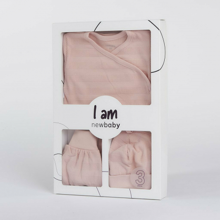 Set 3 piese, New Baby, Include body cu maneca lunga, pantalonasi cu botosei, caciulita, Marime 62, Din bumbac 100%, I am Pink [1]