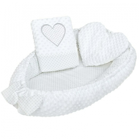 Set 3 piese, New Baby, Luxury, Baby Nest cu doua fete, Cu paturica si pernuta in forma de inima, Minky Heart White [3]