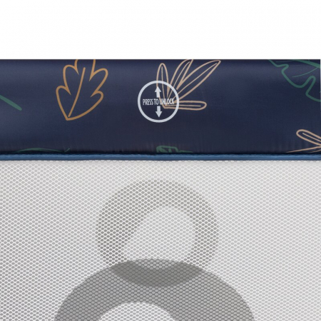 Tarc de joaca copii, Lionelo, Bonnie, Pana la 15 kg, 100 x 100 cm, Pliere compacta, Include geanta de transport, Din plasa, Cu intrare laterala cu fermoar, Cu roti, Cu salteluta din spuma, Conform cu  [8]