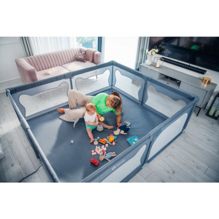 Tarc de joaca copii, Lionelo, Willow XL,180 x 200 cm, Pliere compacta, Include geanta de transport, Din plasa, Cu doua intrari laterale si fermoar, Cu ventuze pentru stabilitate, Conform cu EN 12227:2 [22]