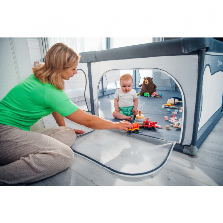 Tarc de joaca copii, Lionelo, Willow XL,180 x 200 cm, Pliere compacta, Include geanta de transport, Din plasa, Cu doua intrari laterale si fermoar, Cu ventuze pentru stabilitate, Conform cu EN 12227:2 [23]