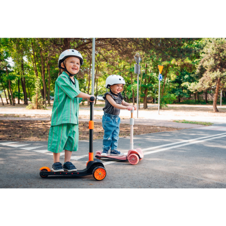 Trotineta, Lionelo, Timy, Copii, Ultrapliabila, Pana la 50 Kg, Cu design ergonomic, Cu lumini LED, 26 5 x 60 x 64-76 cm, 3 ani+, Roz [22]