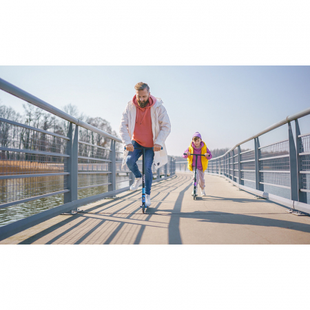 Trotineta, Lionelo, Whizz, Pentru Acrobatii, Rulmenti ABEC-9, Sistemul de compresie IHC 9, 20 - 100 kg, Conform cu standardul european de securitate EN14619, Albastru [32]