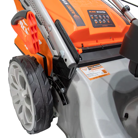 Masina de tuns gazon/iarba autopropulsata pe benzina Ruris rx555s, 5.2 CP, 202 CC, 4 timpi, 53 cm latime lucru, 25-75 mm inaltime lucru,functie mulcire, 65 l sac colector,rezervor 0.9 l [3]