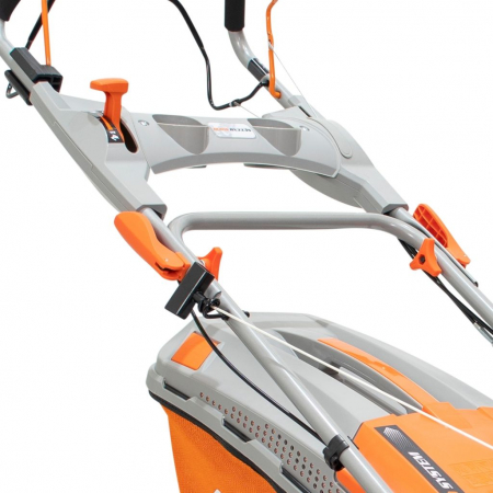 Masina de tuns gazon/iarba autopropulsata pe benzina RURIS RX333S,motor Briggs&Stratton, 3 CP, 140 CC, 4 timpi, 46 cm latime lucru, 25-75 mm inaltime lucru,carcasa metal, 65 l sac colector,rezervor 0.8 l [5]