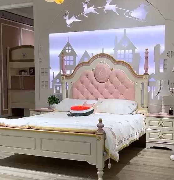 Set mobilier Mica Lebada din MDF si lemn stejar pentru camera copii 3 piese: pat 120 x 200cm, noptiera,  birou -cod 118 [6]