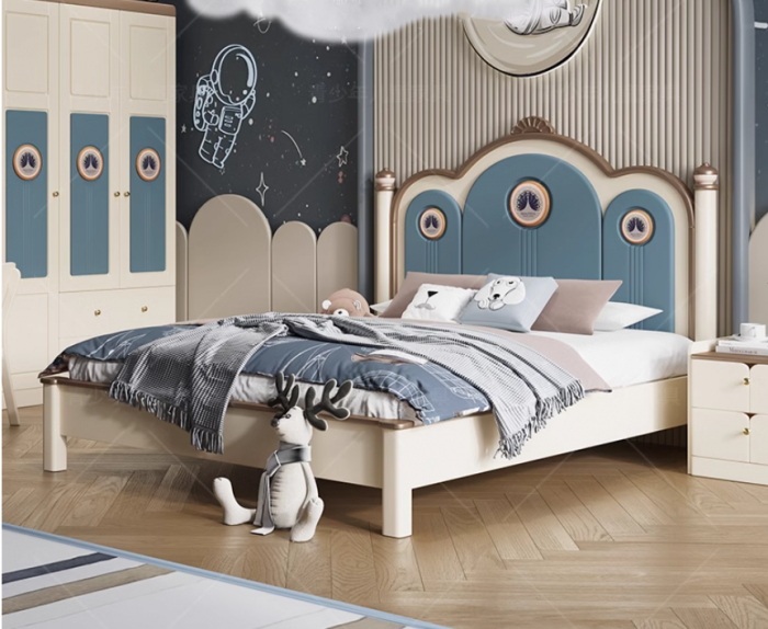 Set mobilier Bluey din  lemn masiv de stejar pentru camera copii 3 piese: pat (saltea necesara 150 x 190cm), o noptiera, dulap 3 usi, -cod 6601 [3]