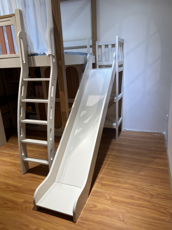 Pat supraetajat Fundiță din lemn masiv  de stejar cu dulap scară  cod 603 [20]