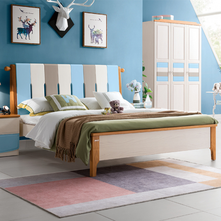 Set mobilier Lucas din  lemn masiv de frasin pentru camera copii 4 piese: pat (saltea necesara 120 x 190cm), o noptiera, dulap 3 usi, birou drept -cod 5503 [1]