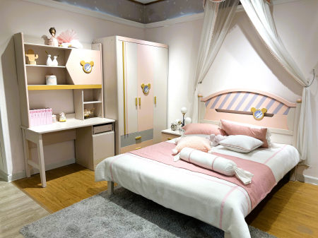 Set mobilier Minnie din  lemn frasin  pentru camera copii 4 piese: pat (saltea necesara 120 x 200cm), o noptiera, dulap 3 usi, birou -cod 2201 [11]